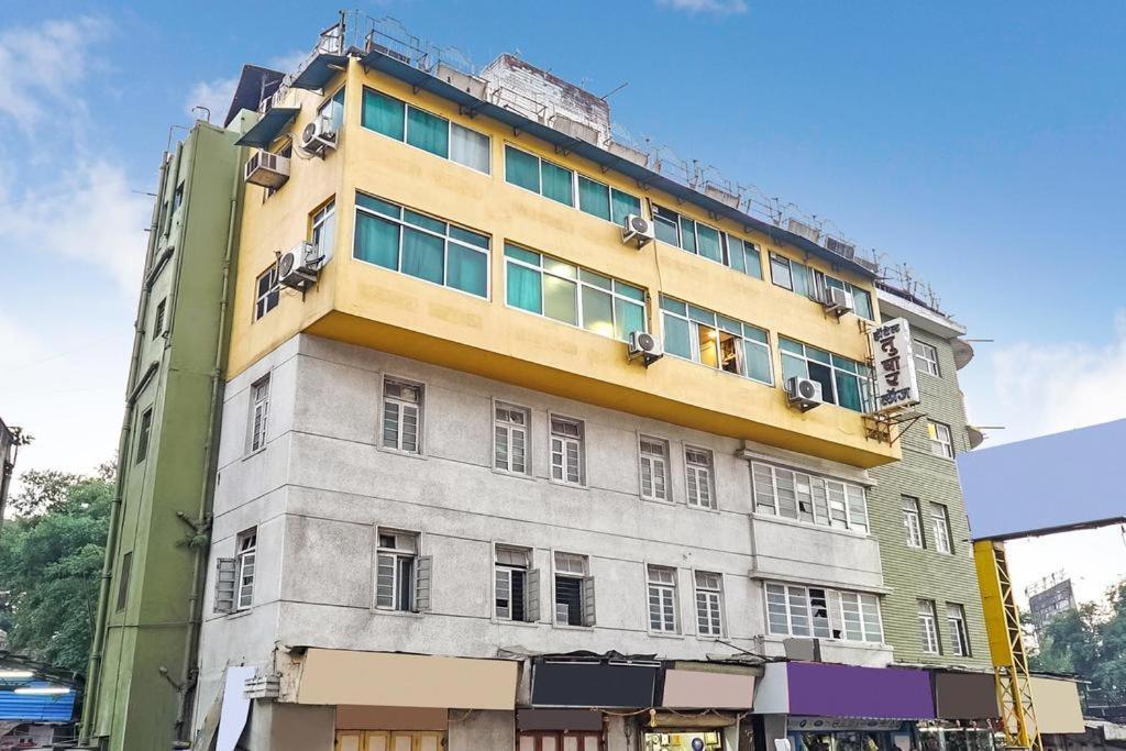 Hotel Tushar Pune Esterno foto